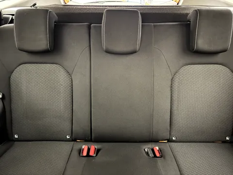 15 of 33 for Dacia Duster 1.5 Blue dCi Comfort 5dr