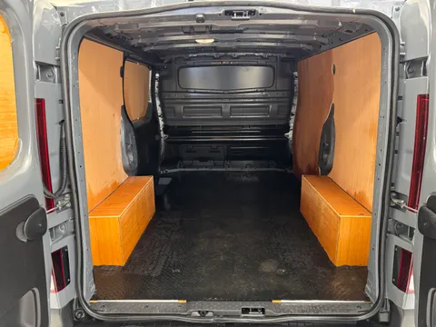 DY22KGN Renault Trafic SL28 Blue dCi 150 Sport+ Van Thumbnail #9