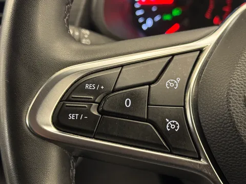 DY22KGN Renault Trafic SL28 Blue dCi 150 Sport+ Van Thumbnail #17