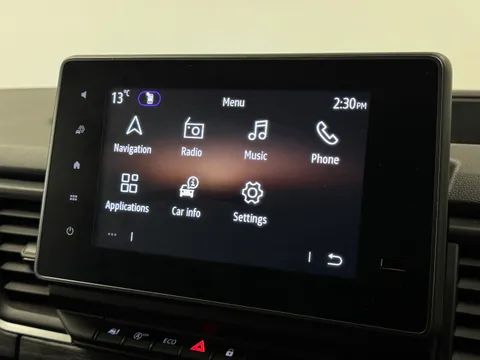 DY22KGN Renault Trafic SL28 Blue dCi 150 Sport+ Van Thumbnail #20