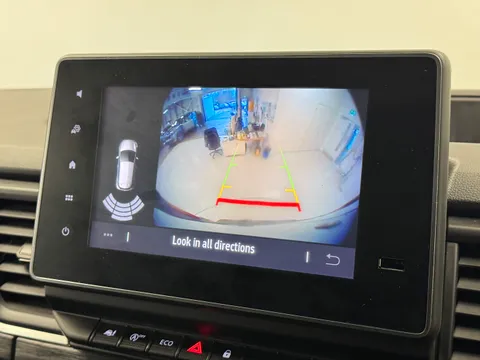 DY22KGN Renault Trafic SL28 Blue dCi 150 Sport+ Van Thumbnail #22