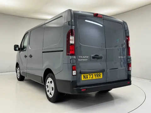 NA73YRR Renault Trafic SL28 Blue dCi 130 Business+ Van Thumbnail #8