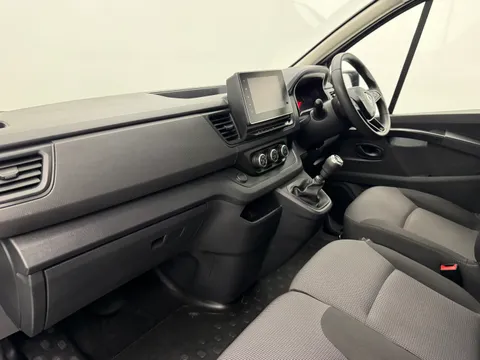 NA73YRR Renault Trafic SL28 Blue dCi 130 Business+ Van Thumbnail #11
