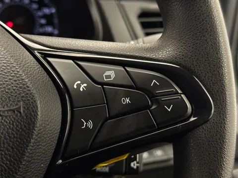 NA73YRR Renault Trafic SL28 Blue dCi 130 Business+ Van Thumbnail #18