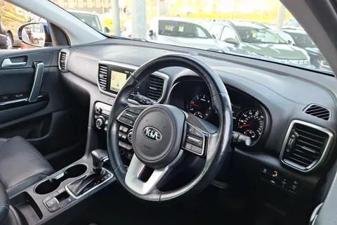 FL69CBV Kia Sportage 1.6 CRDi 48V ISG 4 5dr DCT Auto Thumbnail #23