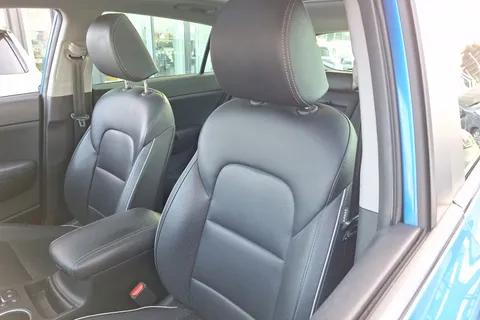 FL69CBV Kia Sportage 1.6 CRDi 48V ISG 4 5dr DCT Auto Thumbnail #37