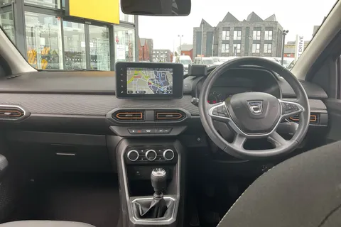 MK71CBY Dacia Sandero Stepway 1.0 TCe Prestige 5dr Thumbnail #4