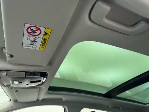 DX74YBN Hyundai Tucson 1.6T Hybrid Ultimate 5dr Auto Thumbnail #16