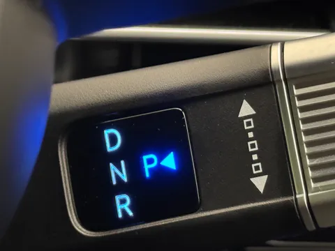 DX74YBN Hyundai Tucson 1.6T Hybrid Ultimate 5dr Auto Thumbnail #32