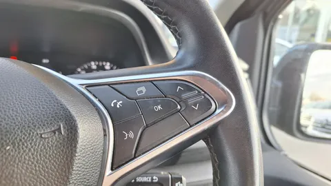 FH23HSJ Renault Trafic LL30 Blue dCi 150 Extra Van Thumbnail #6