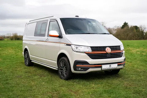 GM21ONC Volkswagen Transporter 2.0 TDI 150 Highline Kombi Van Thumbnail #3