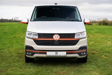 GM21ONC Volkswagen Transporter 2.0 TDI 150 Highline Kombi Van Thumbnail #2