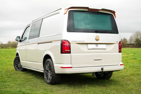 GM21ONC Volkswagen Transporter 2.0 TDI 150 Highline Kombi Van Thumbnail #15