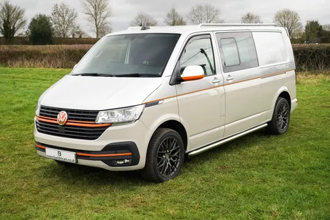 GM21ONC Volkswagen Transporter 2.0 TDI 150 Highline Kombi Van Thumbnail #10