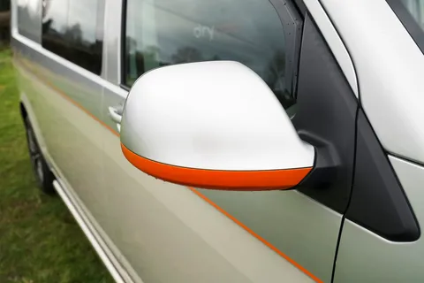 GM21ONC Volkswagen Transporter 2.0 TDI 150 Highline Kombi Van Thumbnail #30