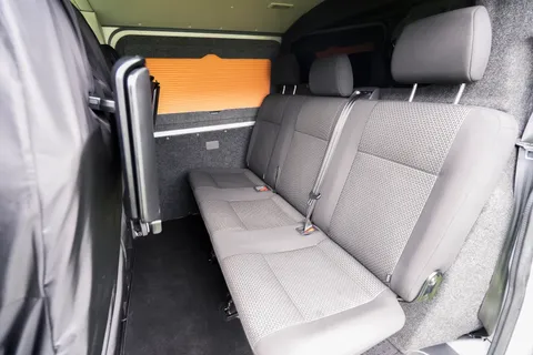 GM21ONC Volkswagen Transporter 2.0 TDI 150 Highline Kombi Van Thumbnail #50