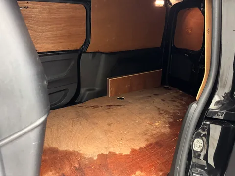 NG69CPO Vauxhall Combo Cargo 2300 1.5 Turbo D 100ps H1 Sportive Van Thumbnail #10