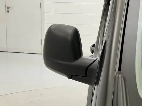 NG69CPO Vauxhall Combo Cargo 2300 1.5 Turbo D 100ps H1 Sportive Van Thumbnail #25