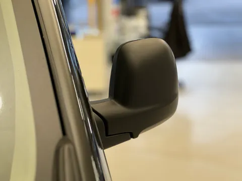 NG69CPO Vauxhall Combo Cargo 2300 1.5 Turbo D 100ps H1 Sportive Van Thumbnail #26