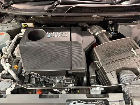 OE25LVB Nissan Qashqai 1.5 E-Power Tekna 5dr Auto Thumbnail #9
