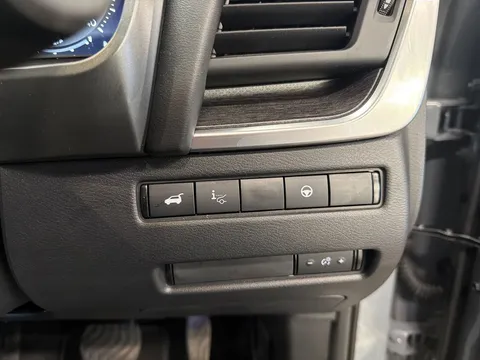 OE25LVB Nissan Qashqai 1.5 E-Power Tekna 5dr Auto Thumbnail #23