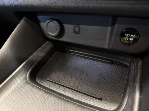 OE25LVB Nissan Qashqai 1.5 E-Power Tekna 5dr Auto Thumbnail #24