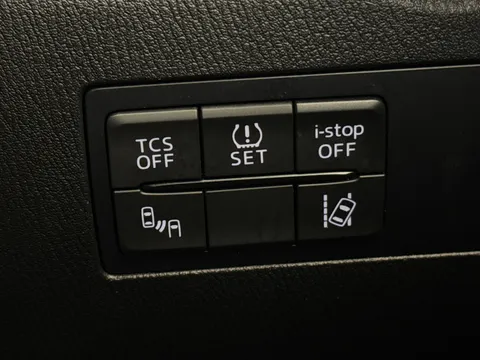 DX66YGV Mazda Cx-3 2.0 Sport Nav 5dr Thumbnail #32