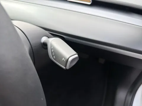 BP21JKO Tesla Model 3 Standard Plus 4dr Auto Thumbnail #13