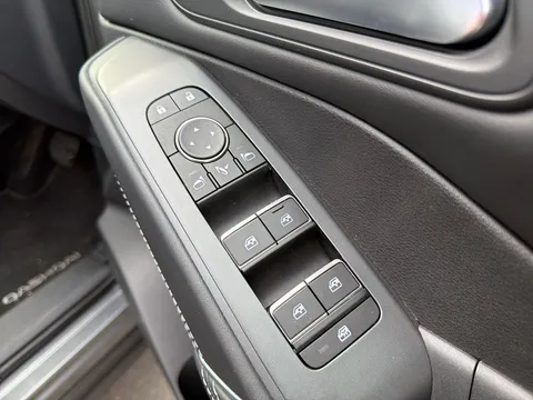 OW74VXA Nissan Qashqai 1.5 E-Power N-Connecta 5dr Auto Thumbnail #22