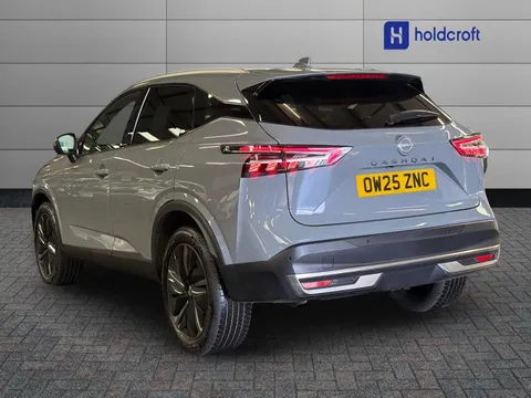 OW25ZNC Nissan Qashqai 1.3 DiG-T MH 158 Tekna 5dr Xtronic Thumbnail #4