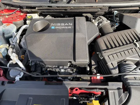 OW74XBJ Nissan Qashqai 1.5 E-Power Tekna 5dr Auto Thumbnail #10