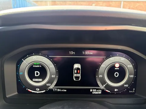 OW74XBJ Nissan Qashqai 1.5 E-Power Tekna 5dr Auto Thumbnail #13