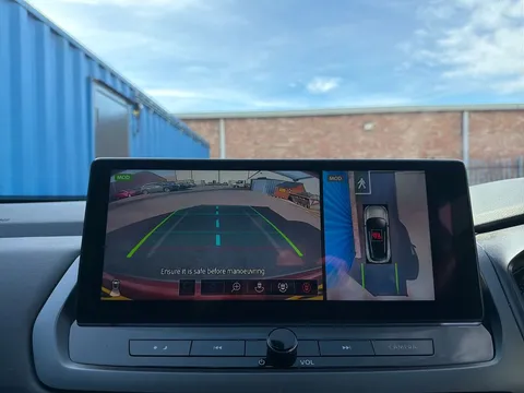 OW74XBJ Nissan Qashqai 1.5 E-Power Tekna 5dr Auto Thumbnail #15