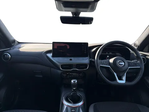 OW74HFT Nissan Juke 1.0 DiG-T N-Connecta 5dr Thumbnail #12