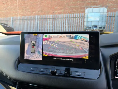 SH72RJJ Nissan Qashqai 1.5 E-Power N-Connecta 5dr Auto Thumbnail #15