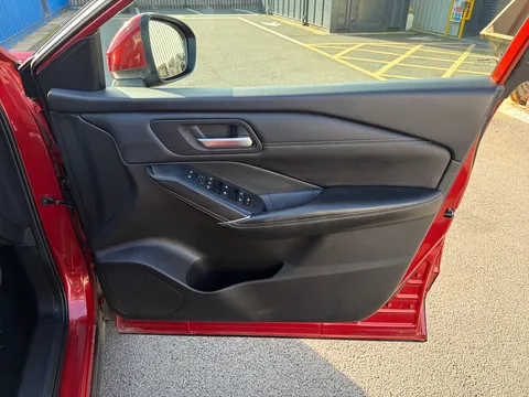 SH72RJJ Nissan Qashqai 1.5 E-Power N-Connecta 5dr Auto Thumbnail #18