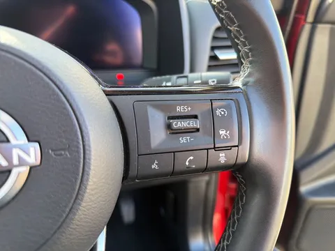 SH72RJJ Nissan Qashqai 1.5 E-Power N-Connecta 5dr Auto Thumbnail #25