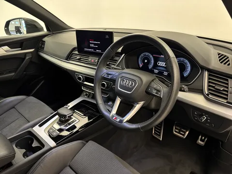 BT23WJG Audi Q5 40 TDI Quattro S Line 5dr S Tronic Thumbnail #10