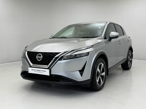 DY71KZZ Nissan Qashqai 1.3 DiG-T MH 158 N-Connecta 5dr Xtronic Thumbnail #6