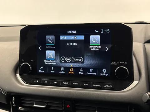 DY71KZZ Nissan Qashqai 1.3 DiG-T MH 158 N-Connecta 5dr Xtronic Thumbnail #24