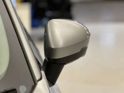 DY71KZZ Nissan Qashqai 1.3 DiG-T MH 158 N-Connecta 5dr Xtronic Thumbnail #31