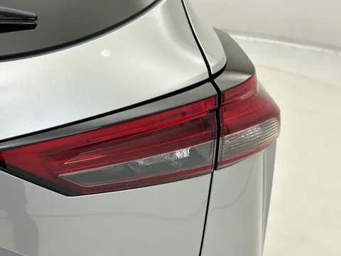 DY71KZZ Nissan Qashqai 1.3 DiG-T MH 158 N-Connecta 5dr Xtronic Thumbnail #33