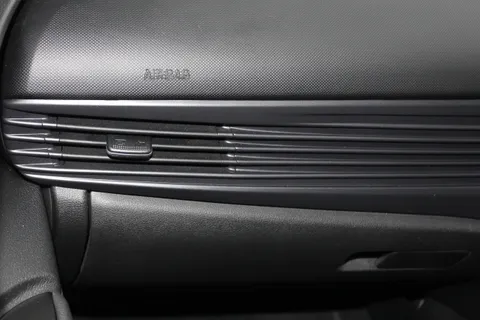 DE25EYJ Hyundai i20 1.0T GDi Premium 5dr Thumbnail #14