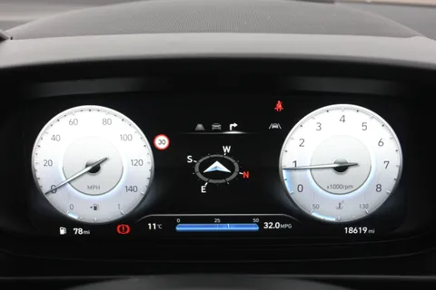 DE25EYJ Hyundai i20 1.0T GDi Premium 5dr Thumbnail #21