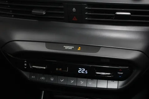 DE25EYJ Hyundai i20 1.0T GDi Premium 5dr Thumbnail #29