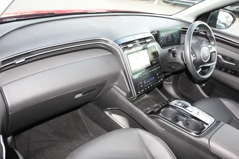 EA24RPO Hyundai Tucson 1.6 TGDi Plug-in Hybrid Ultimate 5dr 4WD Auto Thumbnail #9