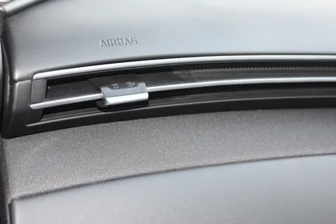 EA24RPO Hyundai Tucson 1.6 TGDi Plug-in Hybrid Ultimate 5dr 4WD Auto Thumbnail #10