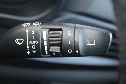 EA25YRU Hyundai i20 1.0T GDi Premium 5dr DCT Thumbnail #25