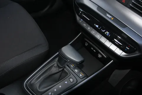 EA25YRU Hyundai i20 1.0T GDi Premium 5dr DCT Thumbnail #26