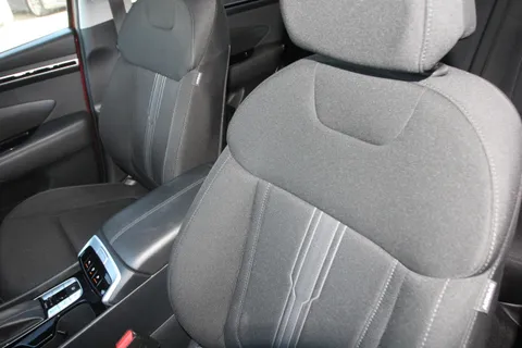 KP72RZJ Hyundai Tucson 1.6 TGDi 48V MHD Premium 5dr 2WD DCT Thumbnail #8